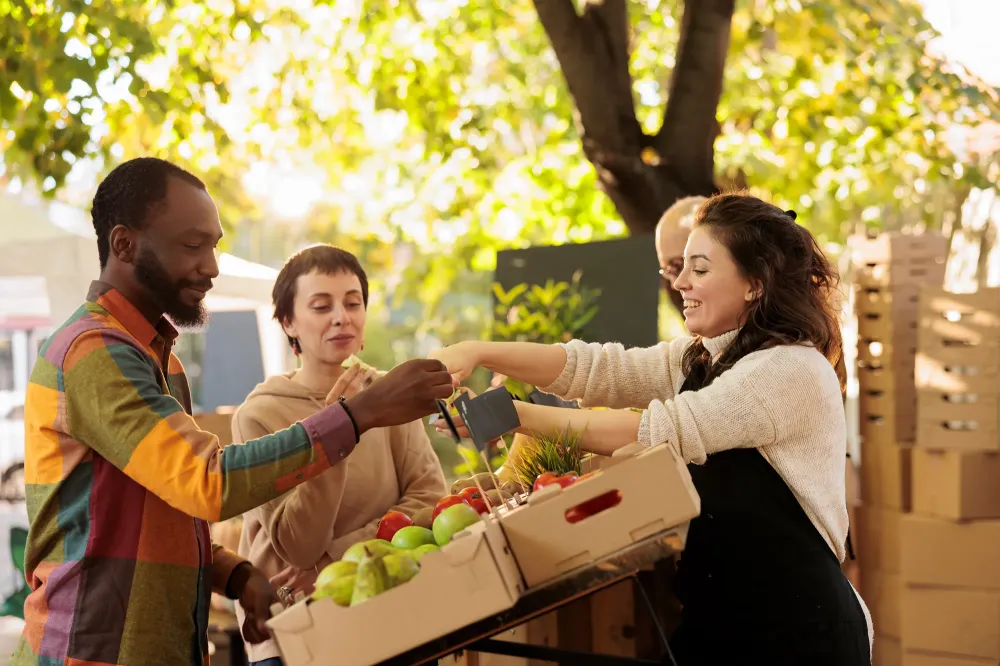 Marché local à Orègue